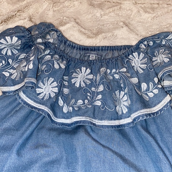 Rebecca Minkoff Rita embroidered chambray dress great preowned condition XS - Picture 7 of 12